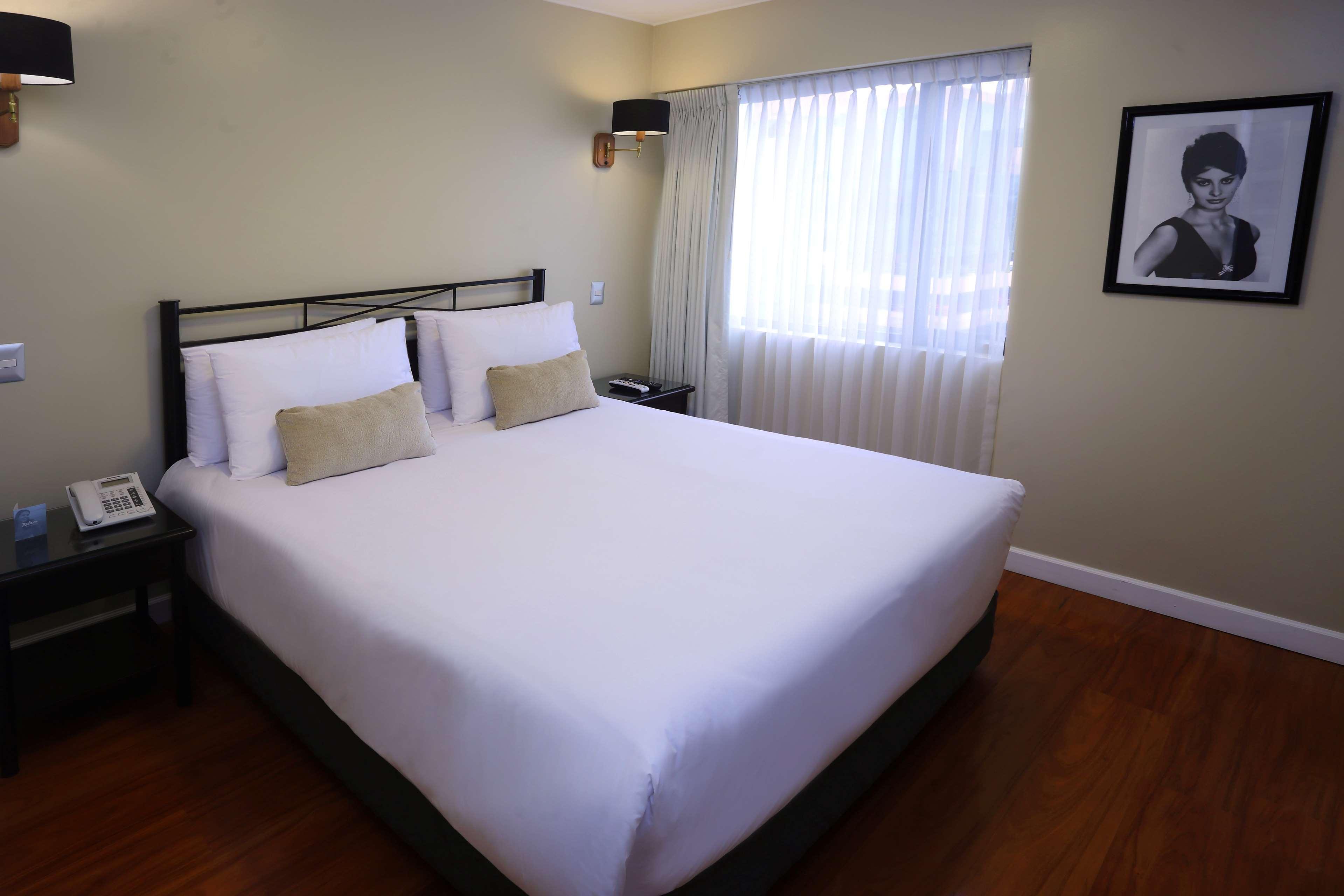 Radisson Hotel Plaza Del Bosque Lima Ngoại thất bức ảnh