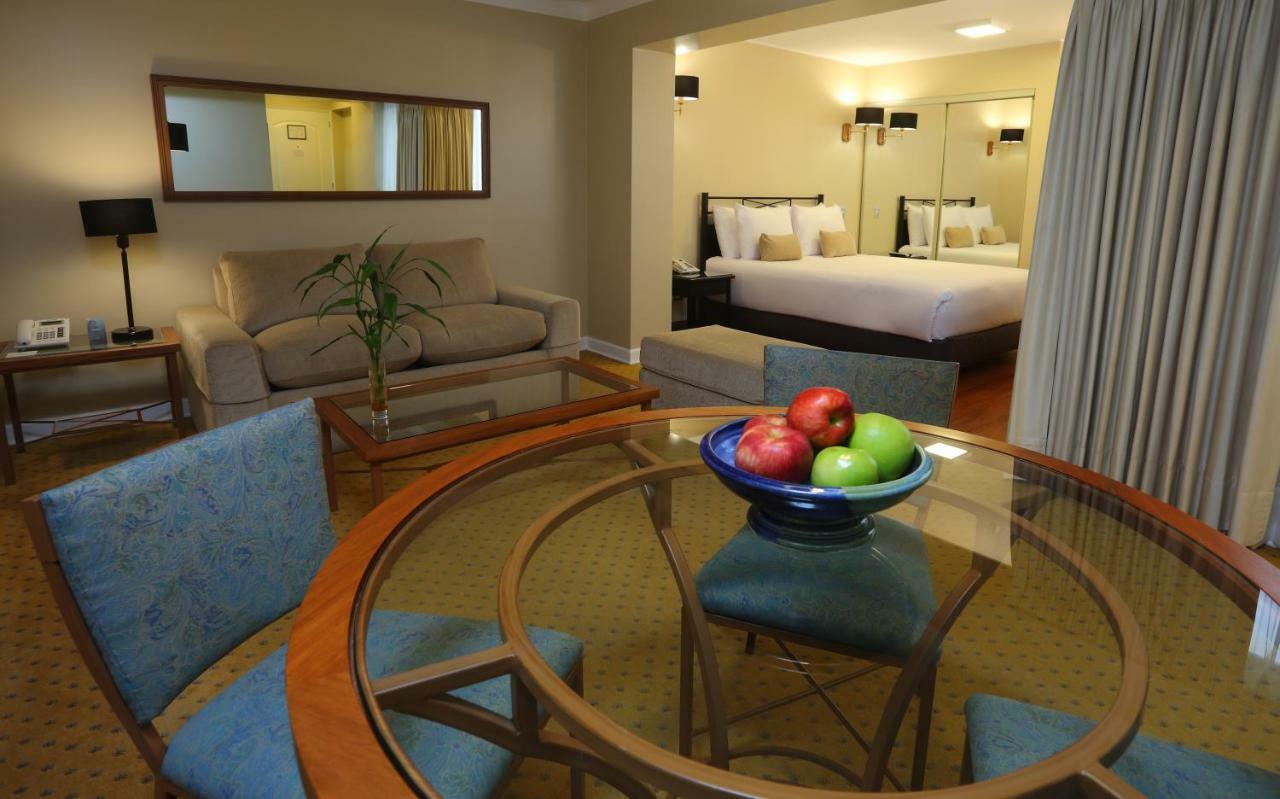 Radisson Hotel Plaza Del Bosque Lima Ngoại thất bức ảnh